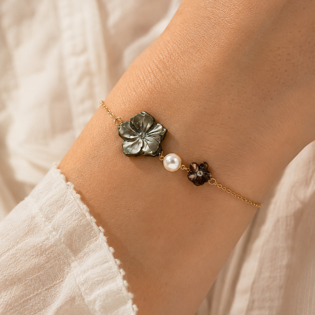 Bracelet Corolle de Nacre en Or 18K — image 2