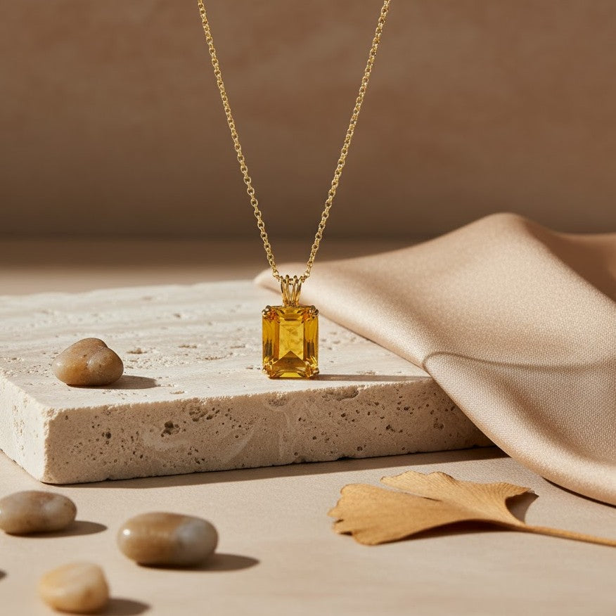 Natural Citrine Necklace in 18k Gold