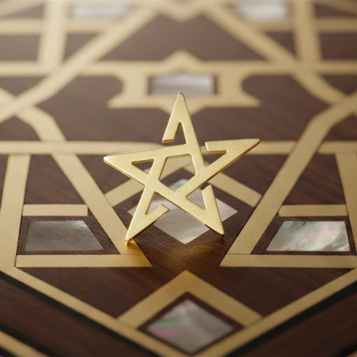 18k gold Moroccan star brooch