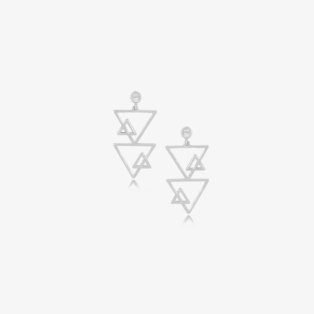 Boucle Triangle d'OR en Or 18K — image 2