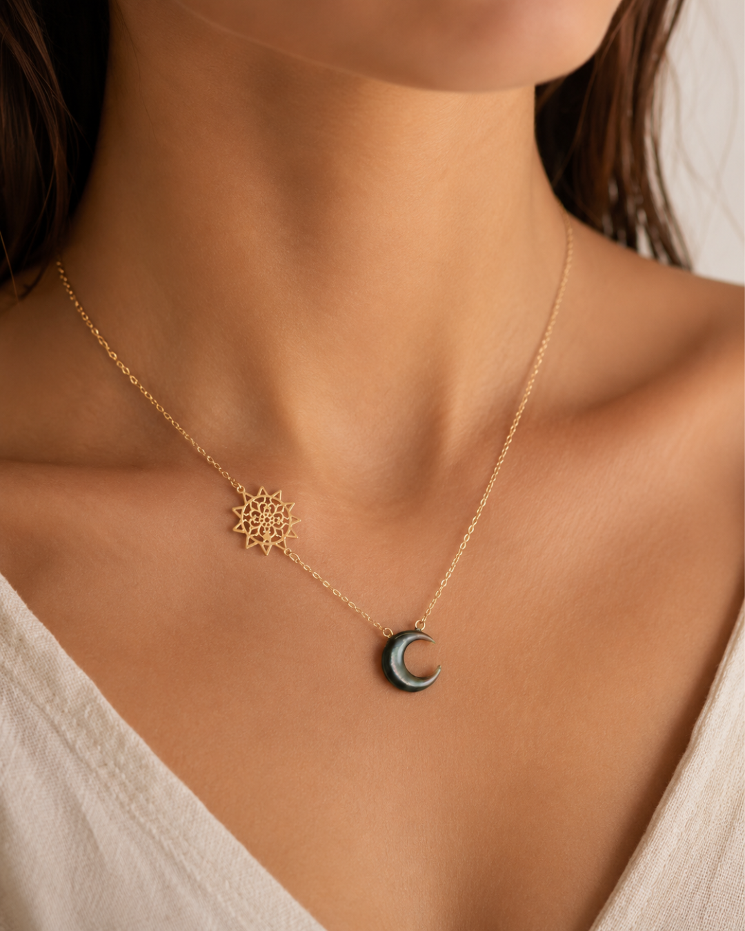 Collier Éclipse de Nacre en Or 18K — image 2